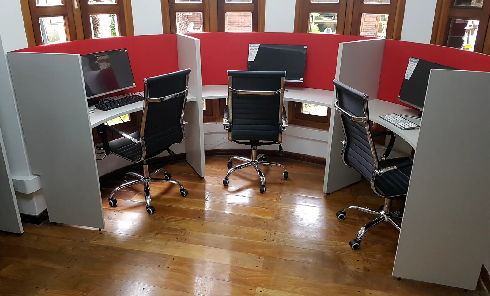 Puesto de Trabajo 4