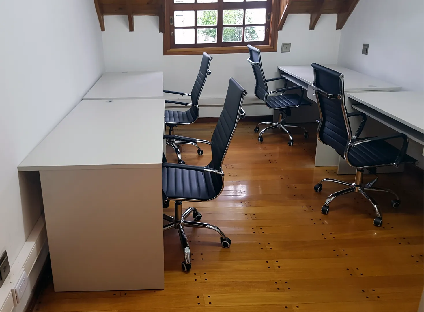 Puesto de Trabajo 5